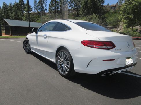 Used 2017 Mercedes-Benz C 300 Coupe image 9