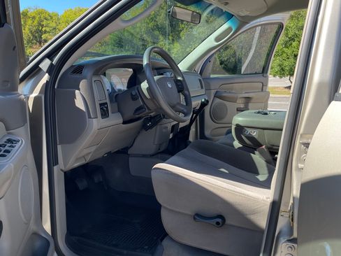 Used 2004 Dodge Ram 3500 Truck ST w/ Trailer Tow Group image 11