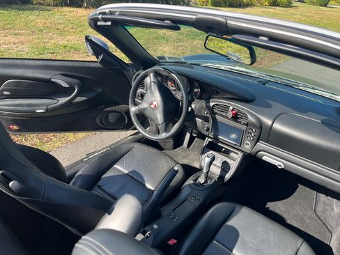 Used 2003 Porsche 911 Carrera image 11