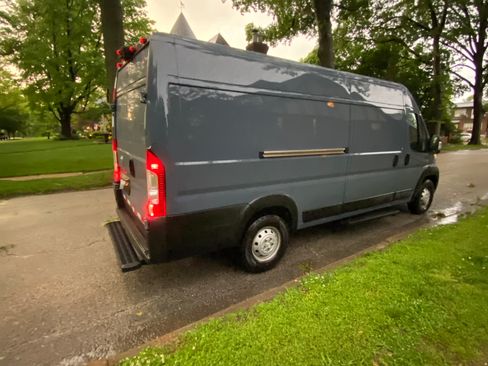 Used 2019 RAM ProMaster 3500 FWD image 4