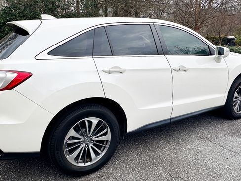 Used 2018 Acura RDX FWD w/ Advance Package image 2