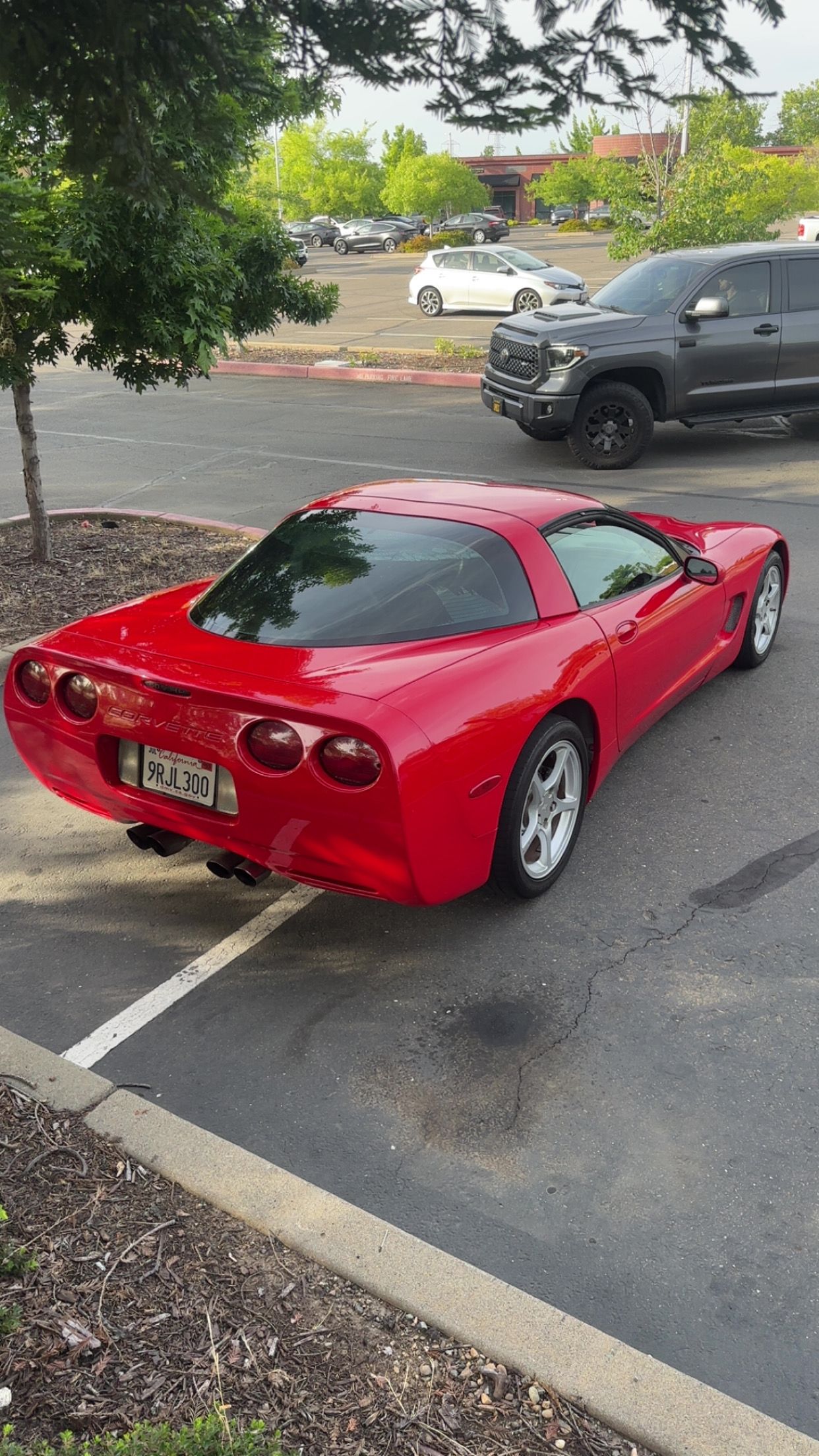 Used 2000 Chevrolet Corvette Coupe w/ Memory Pkg RWD image 14