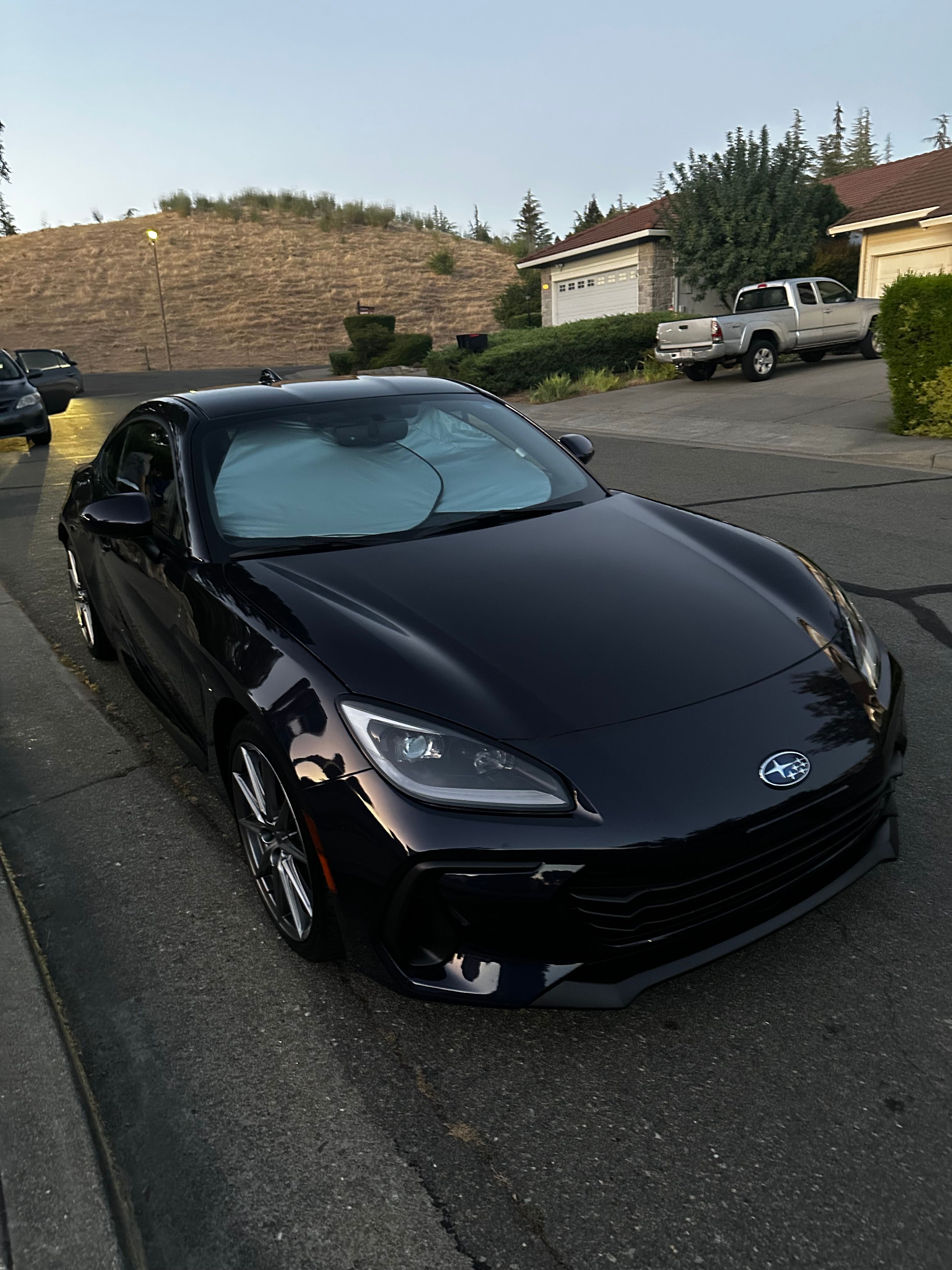 Used 2025 Subaru BRZ Limited RWD image 1