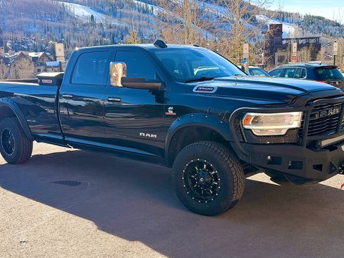 Used 2021 RAM 3500 Laramie image 8