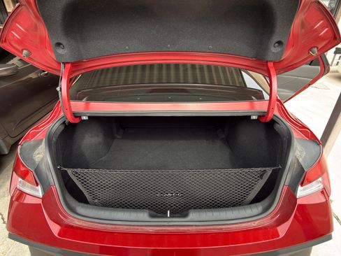 Used 2024 Hyundai Elantra SEL image 16