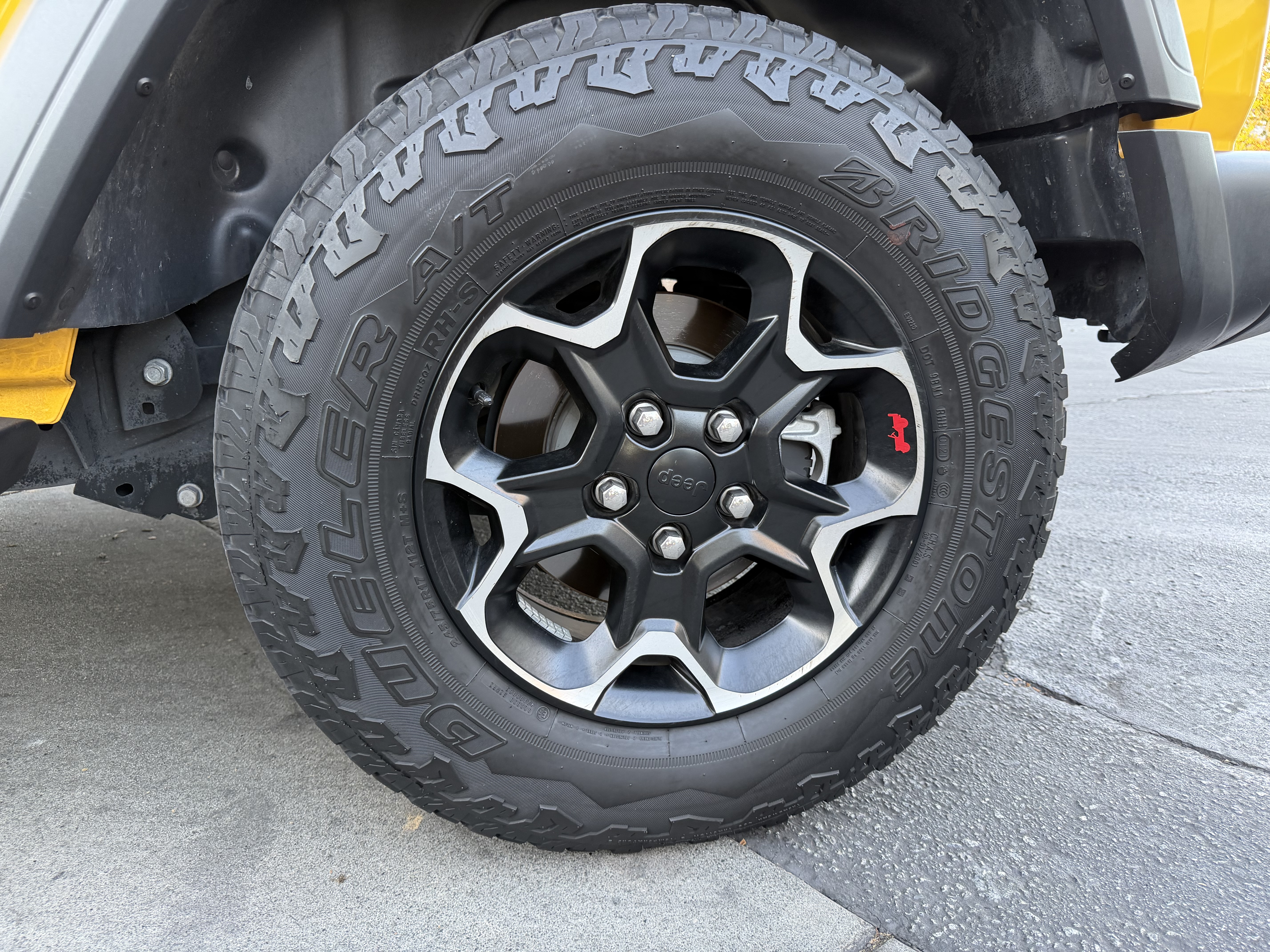 Used 2021 Jeep Wrangler Sport AWD/4WD image 9