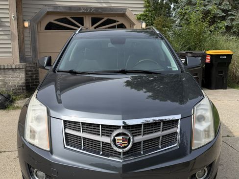 Used 2012 Cadillac SRX Luxury AWD/4WD image 2
