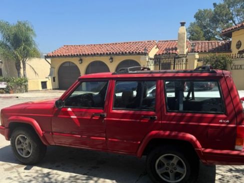 Used 1999 Jeep Cherokee 4WD 4-Door image 6