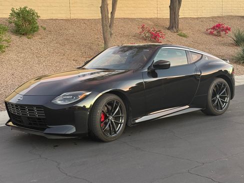 Used 2023 Nissan Z Performance w/ Floor Mat Package (L93) image 2