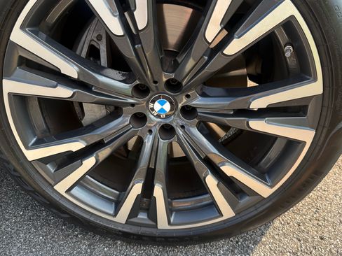 Used 2025 BMW X7 xDrive40i AWD/4WD image 24