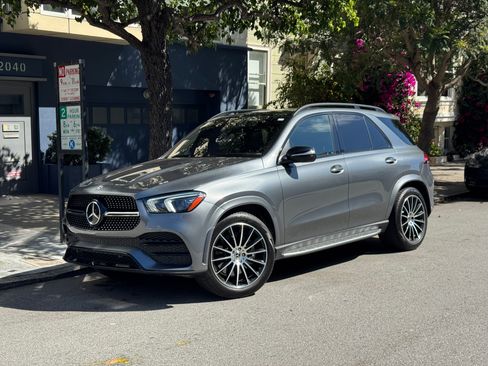 Used 2023 Mercedes-Benz GLE 450 4MATIC image 1