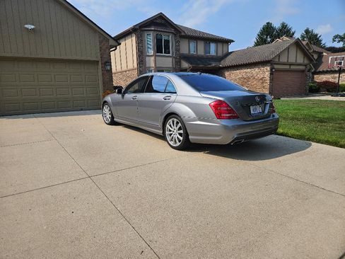 Used 2013 Mercedes-Benz S 550 4MATIC image 4