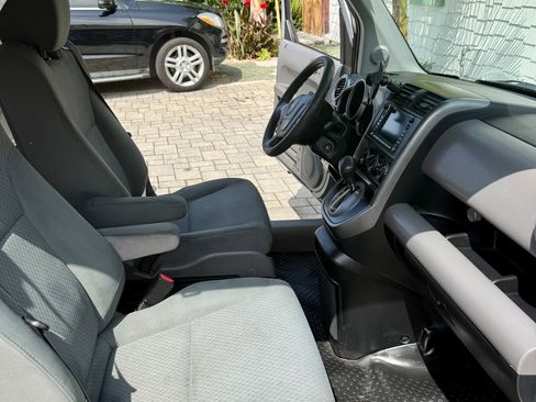 Used 2010 Honda Element EX image 14