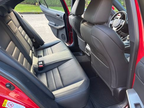 Used 2016 Lexus IS 350 image 21