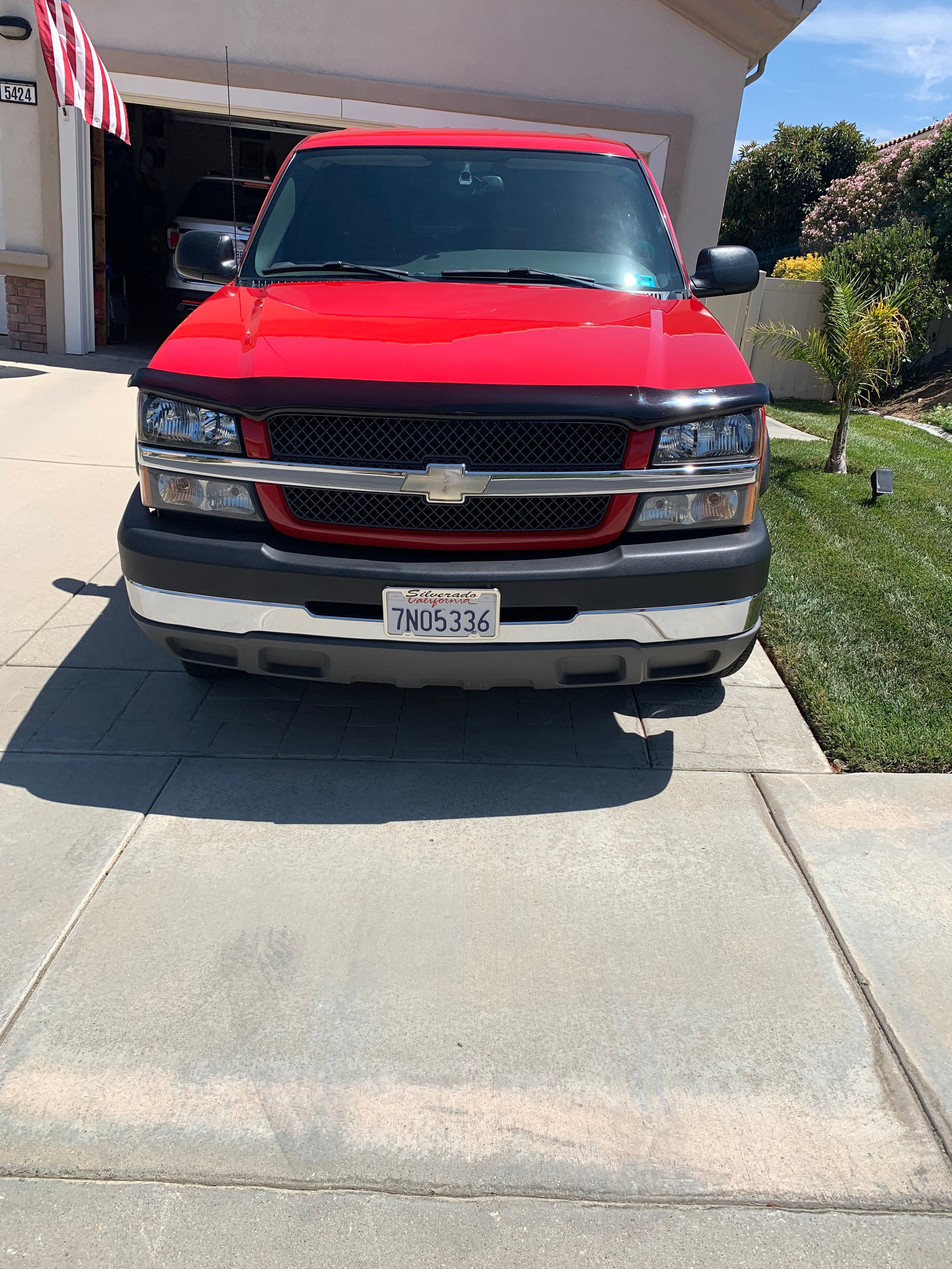 Used 2004 Chevrolet Silverado 2500 LS RWD image 2
