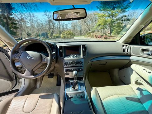 Used 2013 INFINITI G37 x Sedan w/ Premium Pkg image 14