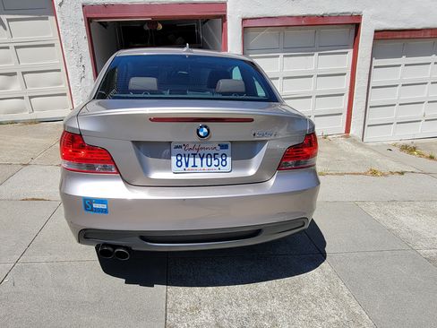 Used 2011 BMW 135i 135i Coupe 2D image 2