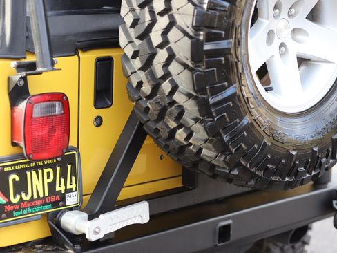 Used 2004 Jeep Wrangler Rubicon AWD/4WD image 12
