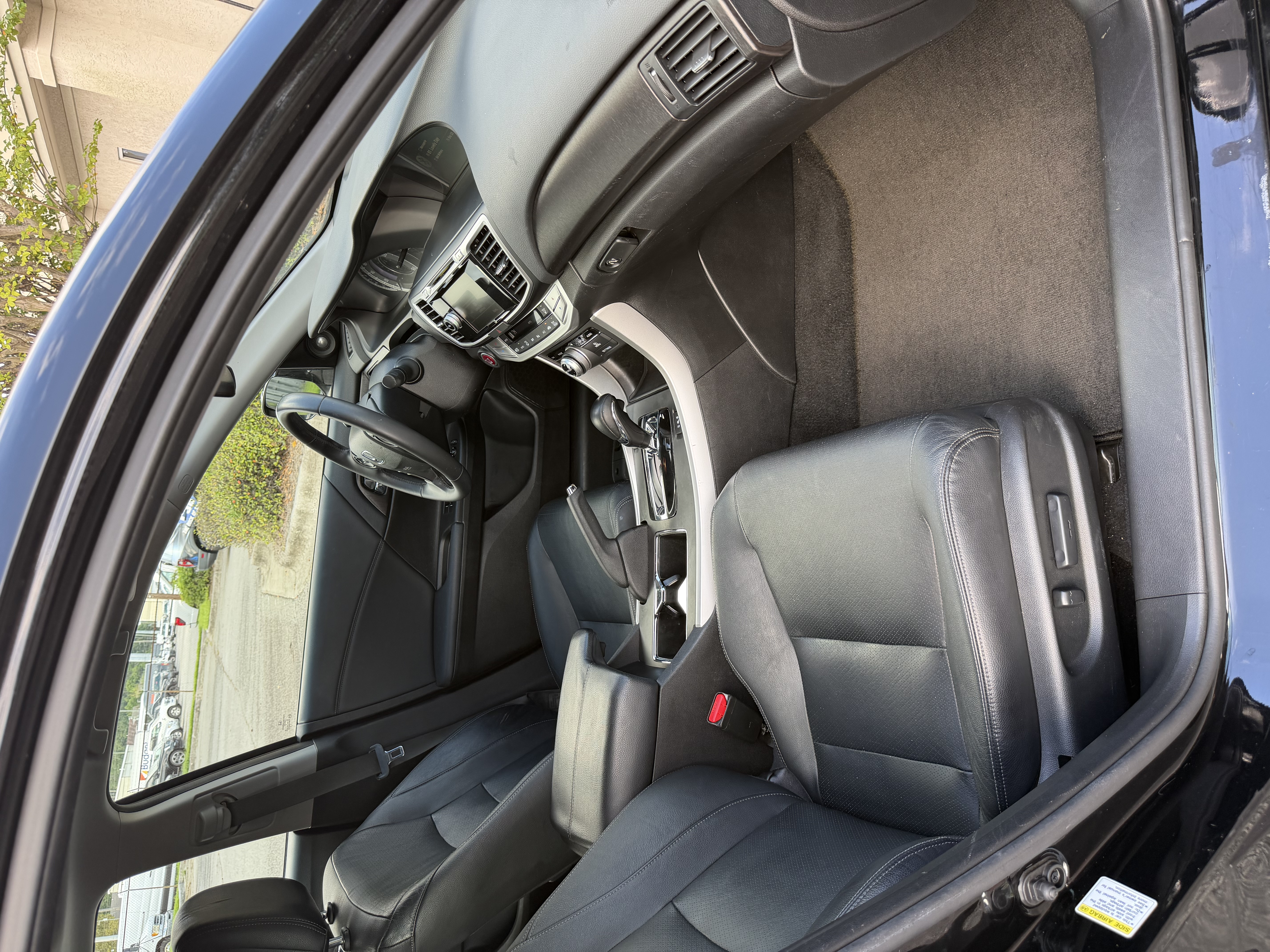 Used 2015 Honda Accord EX-L image 19