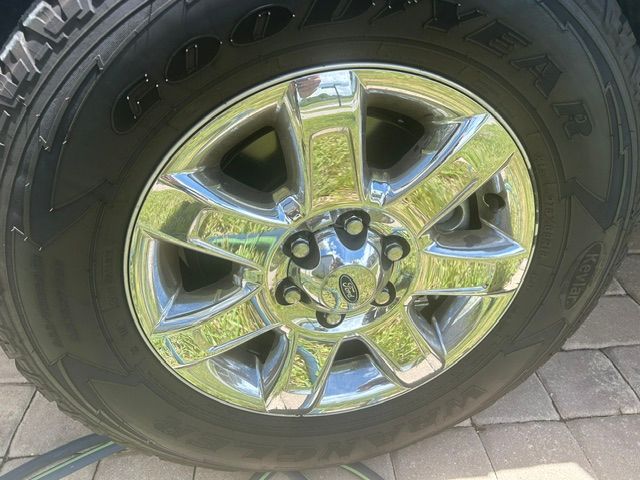 Used 2014 Ford F150 XLT w/ XLT Chrome Package RWD image 16