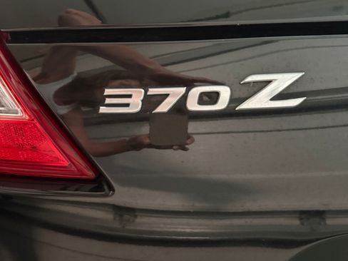 Used 2012 Nissan 370Z Touring w/ Sport Pkg RWD image 15