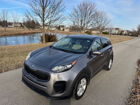 Used 2017 Kia Sportage LX image 15