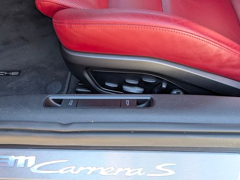 Used 2020 Porsche 911 Carrera S image 19