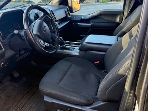 Used 2019 Ford F150 XLT w/ Equipment Group 302A Luxury image 9