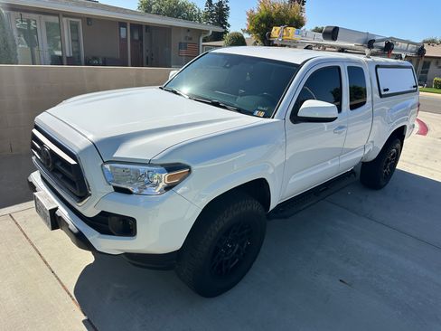 Used 2021 Toyota Tacoma SR5 RWD image 26