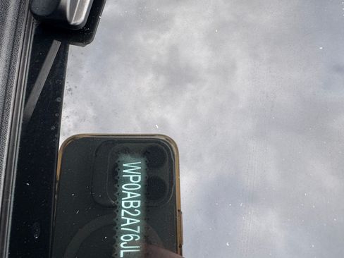 Used 2018 Porsche Panamera 4S image 24