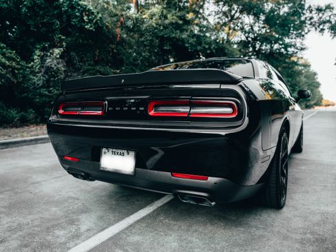 Used 2017 Dodge Challenger R/T Scat Pack image 13