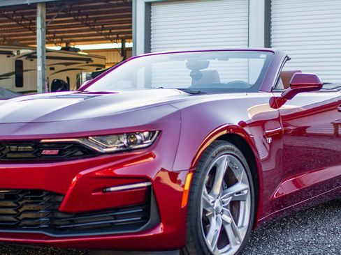 Used 2021 Chevrolet Camaro SS image 12