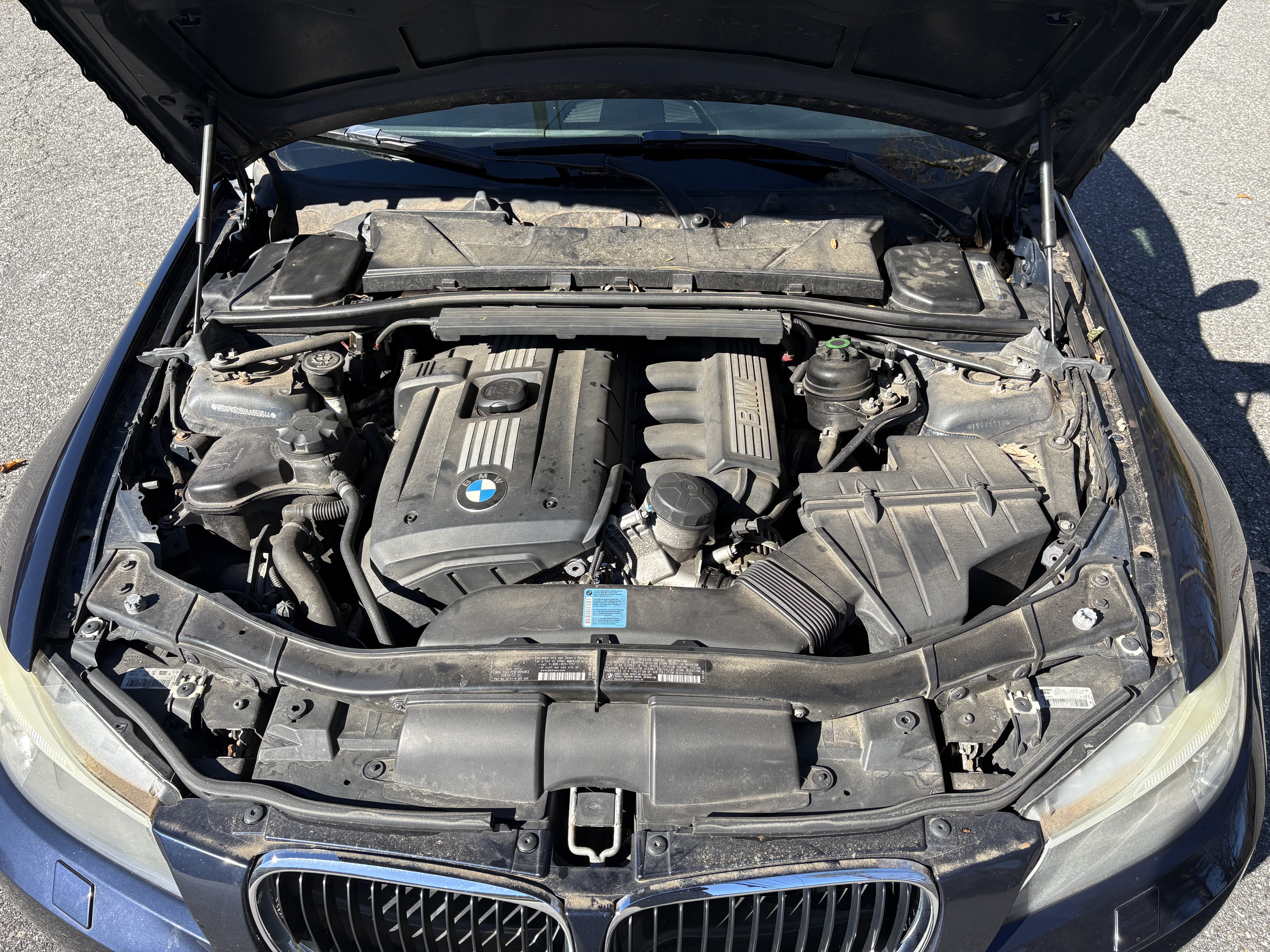 Used 2010 BMW 328i xDrive Sedan AWD/4WD image 11