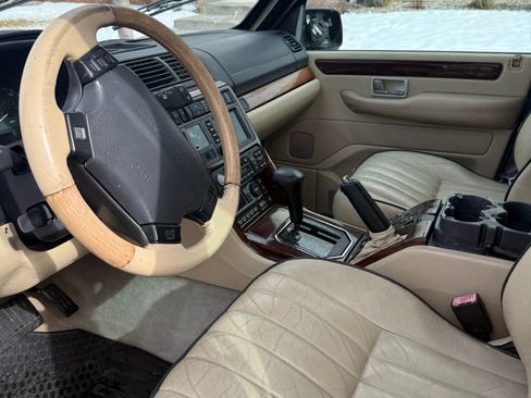 Used 2001 Land Rover Range Rover HSE image 13