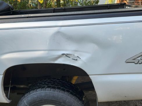 Used 2005 Chevrolet Silverado 2500 W/T w/ Heavy-Duty Power Package image 14