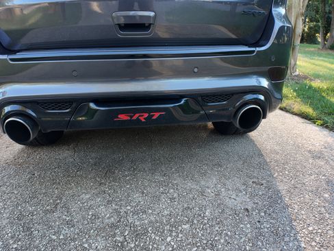 Used 2016 Jeep Grand Cherokee SRT AWD/4WD image 11