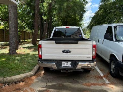 Used 2017 Ford F250 XL w/ Power Equipment Group RWD image 11