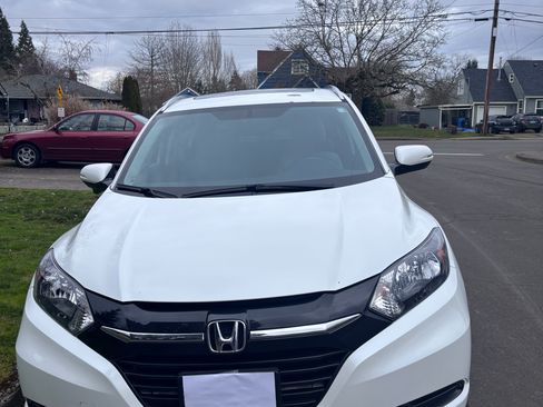 Used 2017 Honda HR-V EX-L image 13