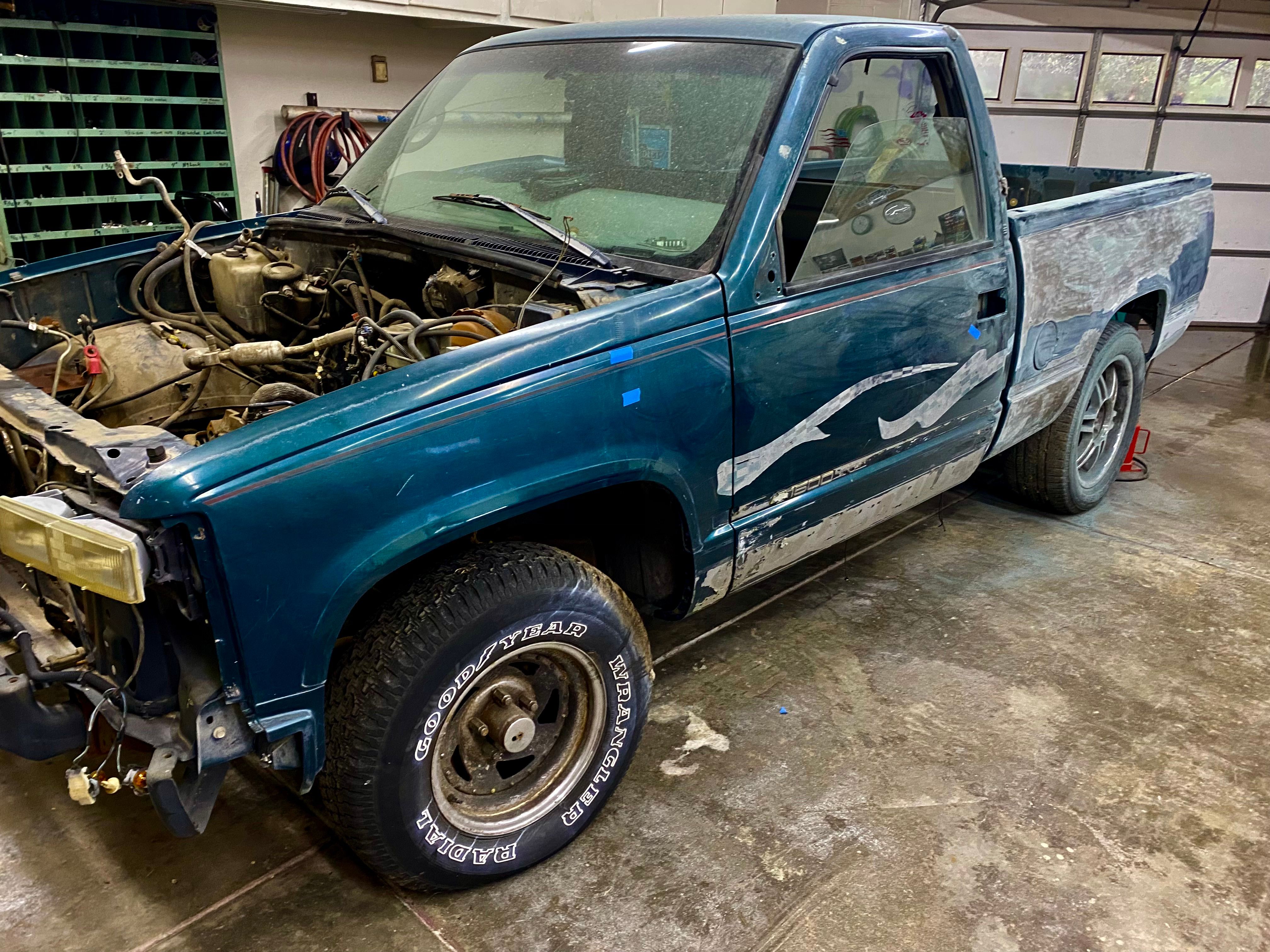 Used 1998 Chevrolet Silverado 1500 2WD Regular Cab image 1