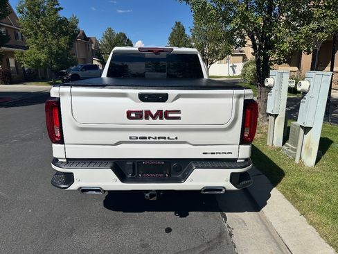 Used 2022 GMC Sierra 1500 Denali w/ Denali Reserve Package AWD/4WD image 5