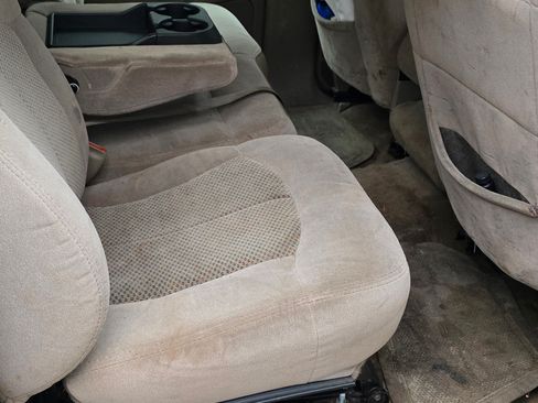 Used 2002 Chevrolet Silverado 3500 LS w/ Electrical Convenience Pkg image 9