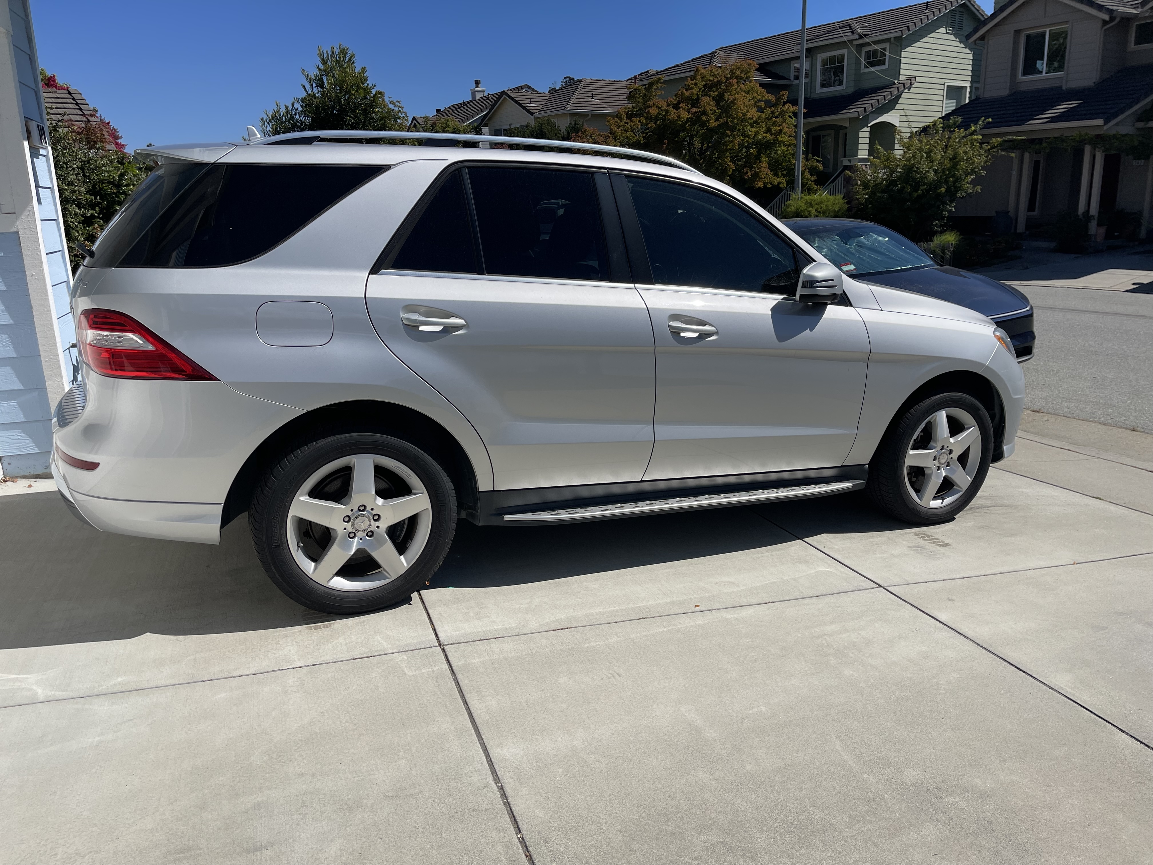 Used 2014 Mercedes-Benz ML 550 4MATIC image 2