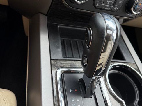 Used 2016 Ford Expedition Limited RWD image 20
