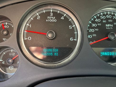 Used 2008 Chevrolet Tahoe LT w/ LT Preferred Equipment Group AWD/4WD image 4