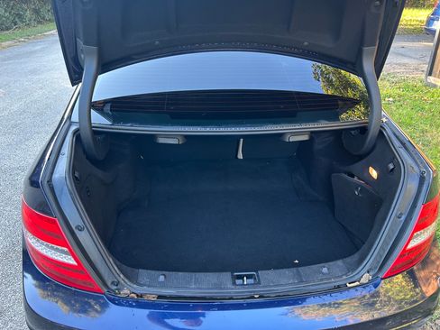 Used 2014 Mercedes-Benz C 350 Sport image 11