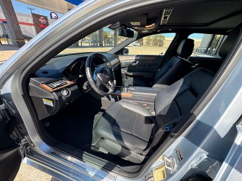 Used 2013 Mercedes-Benz E 350 Sedan image 9
