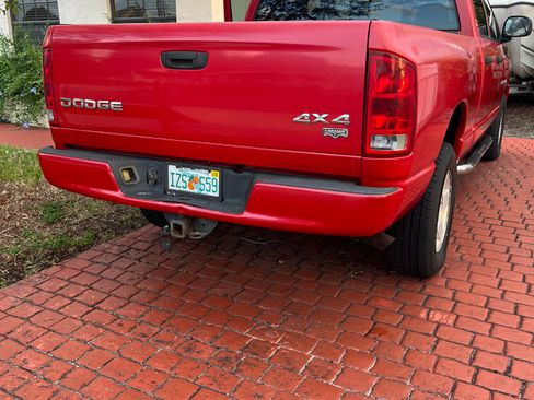 Used 2003 Dodge Ram 1500 Truck SLT AWD/4WD image 2