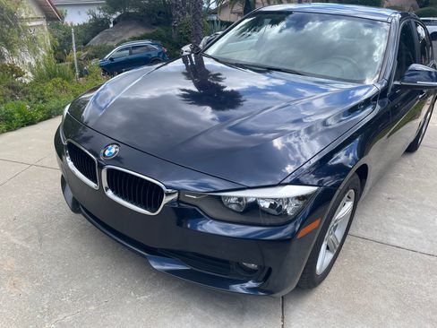 Used 2014 BMW 320i Sedan RWD image 1