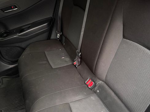 Used 2019 Toyota C-HR XLE image 17