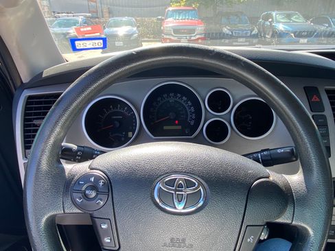 Used 2013 Toyota Tundra 2WD CrewMax image 15